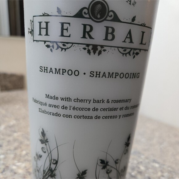 Melaleuca Herbal Shampoo 32oz size New Sealed Cherry Bark & Rosemary Large Size - Picture 2 of 5